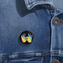 Charger l'image dans la galerie, Pin's noir "Solidarité" en langue des signes (10 pièces)