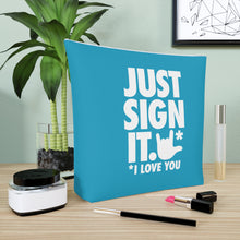 Charger l'image dans la galerie, Sac à cosmétiques "Just Sign it."