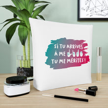 Charger l&#39;image dans la galerie, Sac à cosmétiques &quot;Si tu arrives à me lire, tu me mérites !&quot; Blanc
