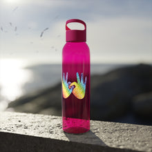 Charger l&#39;image dans la galerie, Bouteille d&#39;eau en tritan &quot;Solidarité&quot; en langue des signes
