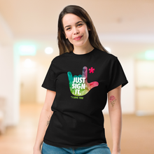 Charger l'image dans la galerie, T-shirt unisexe "Just Sign It" 2
