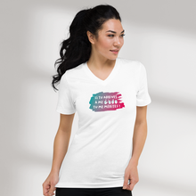 Charger l'image dans la galerie, T-shirt unisexe col V "Si tu arrives à me lire, tu me mérites !"

