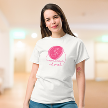 Charger l'image dans la galerie, T-shirt unisexe "Mon amour est sourd" 2
