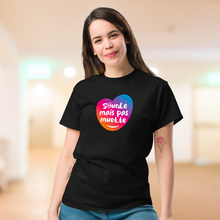 Charger l'image dans la galerie, T-shirt unisexe "Sourd.e mais pas muet.te"
